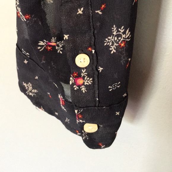 Aeropostale Sheer Button Up Blouse Size Large - Picture 5 of 8